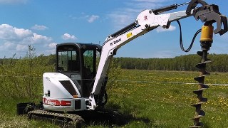 Аренда экскаватора погрузчика с ямобуром в Гулькевичи цена от 1545 руб